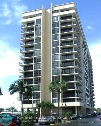 Active With Contract: $369,900 (2 beds, 2 baths, 1270 Square Feet)