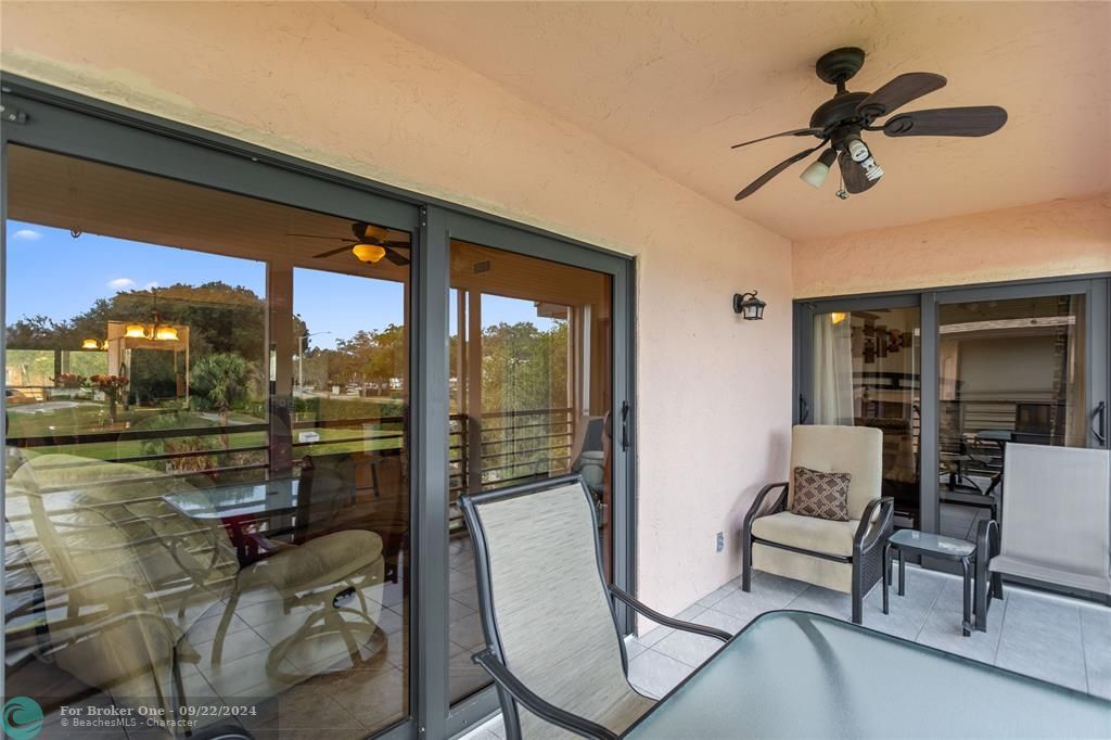 For Sale: $359,900 (2 beds, 2 baths, 1380 Square Feet)