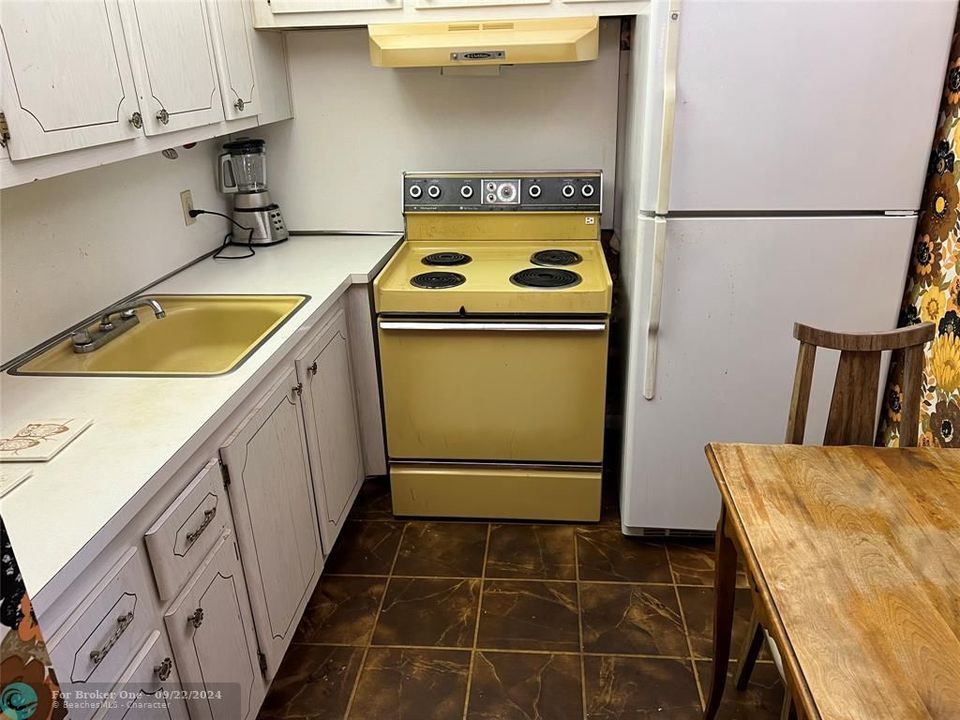 For Rent: $1,600 (1 beds, 1 baths, 0 Square Feet)