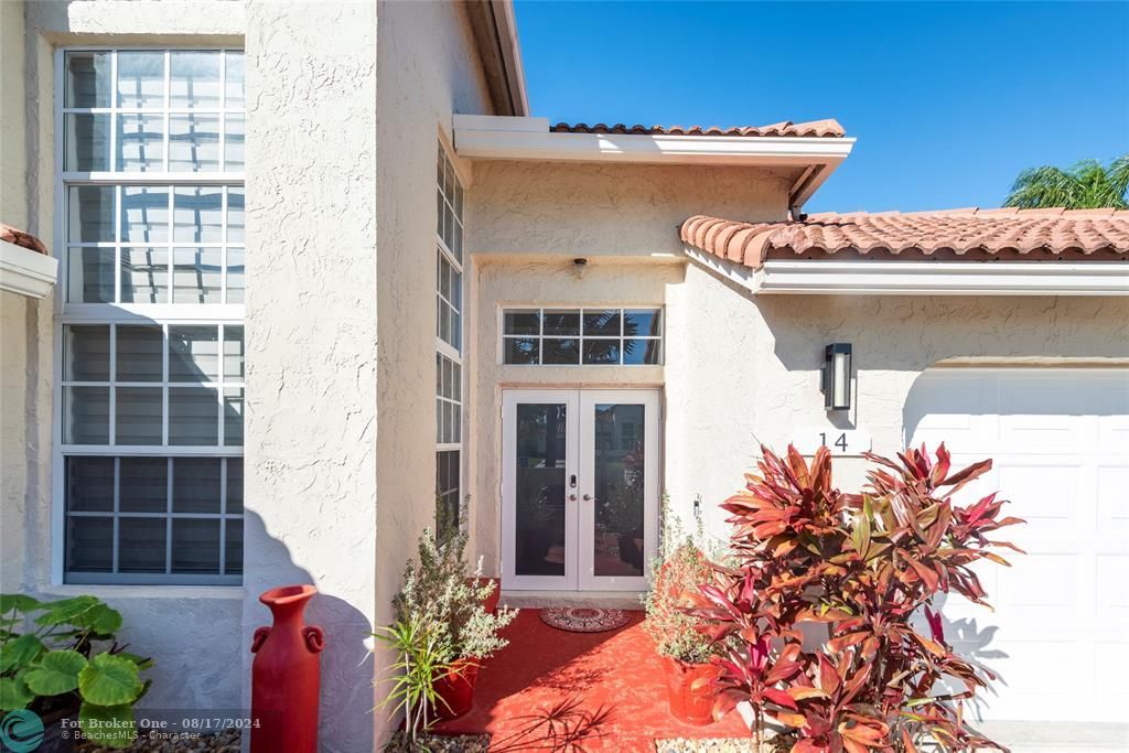 Recently Sold: $582,500 (2 beds, 2 baths, 1546 Square Feet)