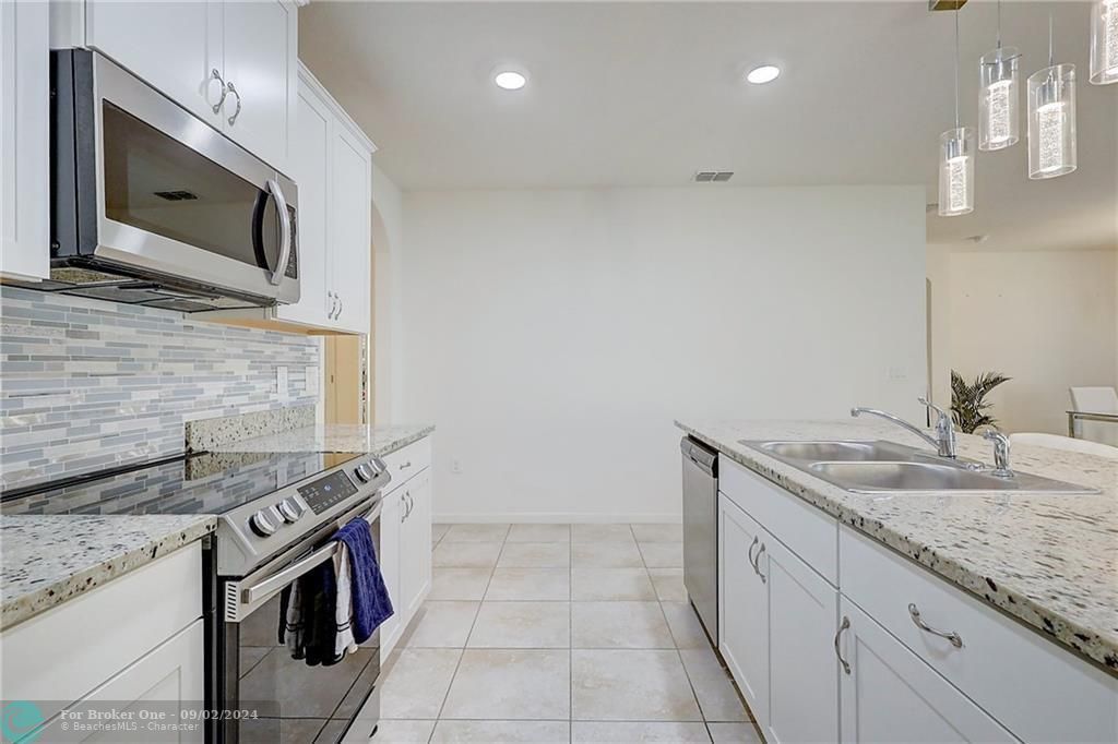 For Sale: $408,000 (4 beds, 2 baths, 1955 Square Feet)