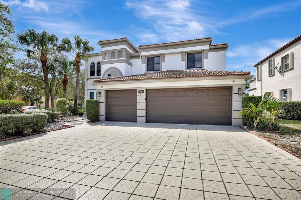 For Sale: $1,185,000 (5 beds, 3 baths, 3500 Square Feet)