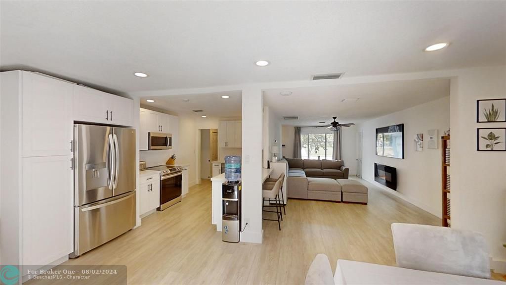 Recently Sold: $510,000 (3 beds, 2 baths, 1492 Square Feet)