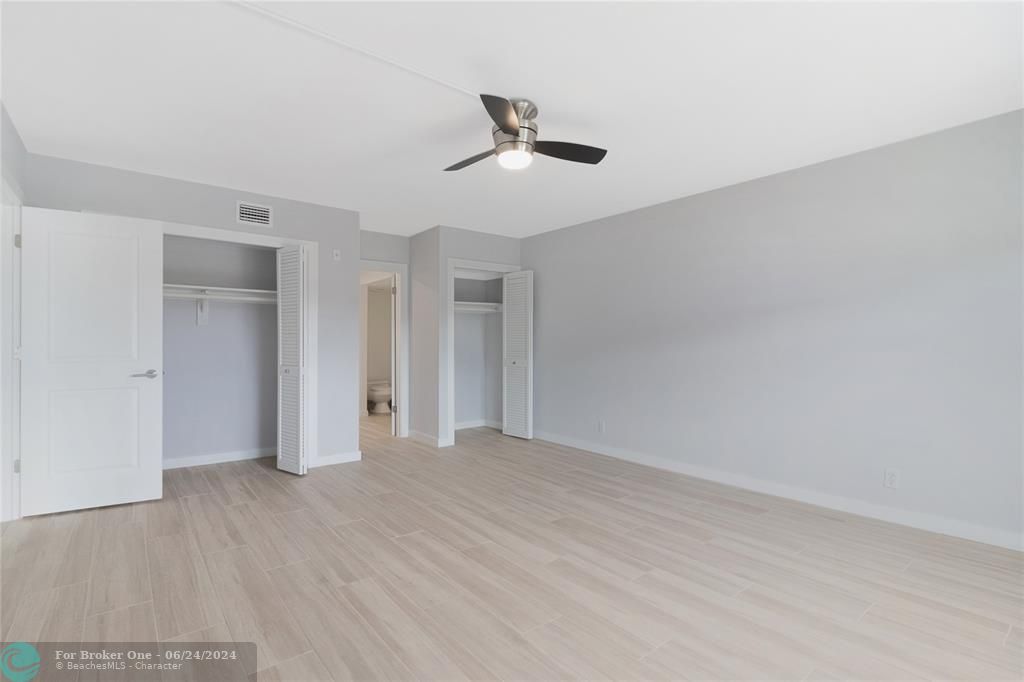 Recently Rented: $3,100 (2 beds, 2 baths, 1525 Square Feet)