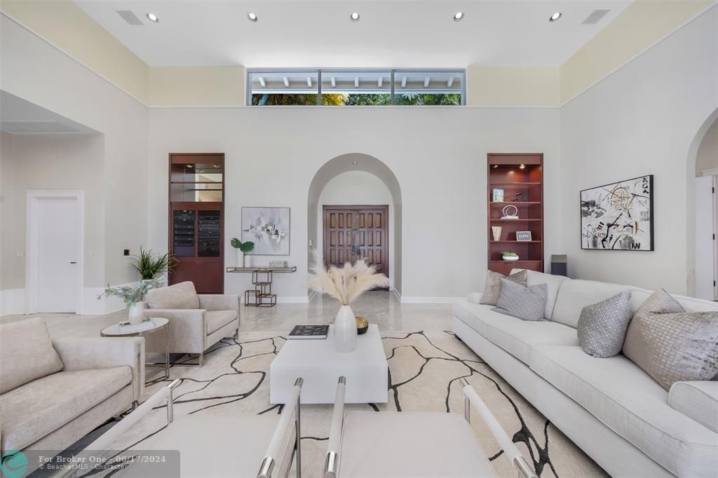 Recently Sold: $1,785,000 (4 beds, 6 baths, 5944 Square Feet)