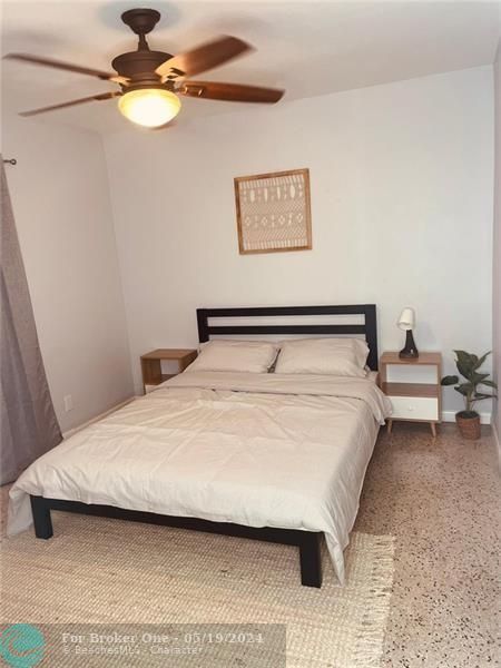 For Sale: $1,850 (2 beds, 1 baths, 700 Square Feet)