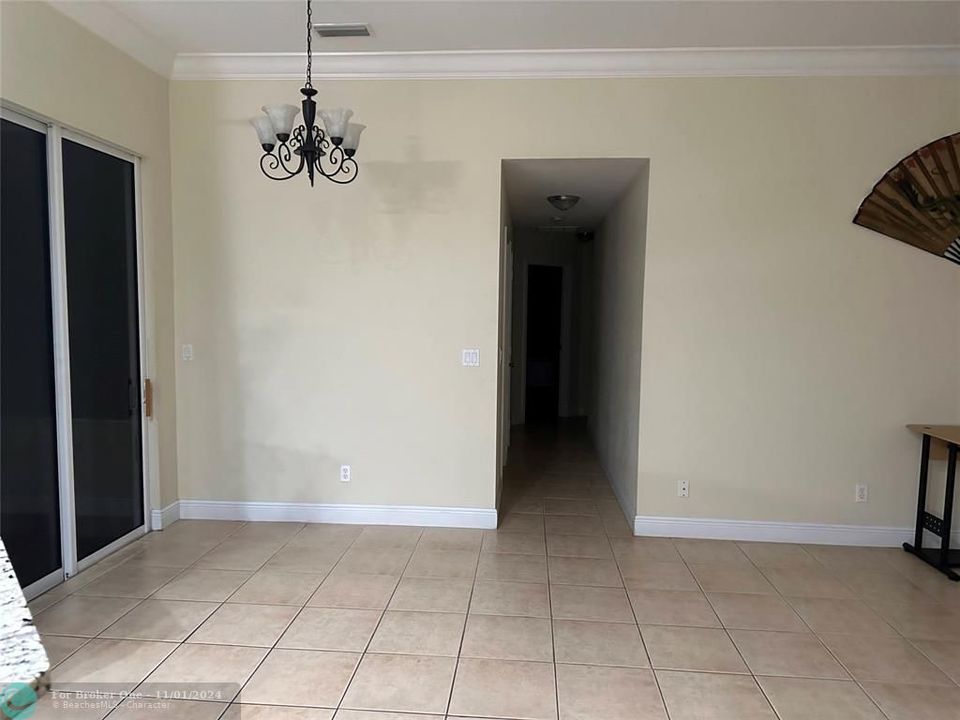 For Rent: $3,000 (4 beds, 2 baths, 2212 Square Feet)