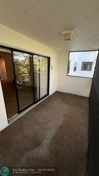Active With Contract: $360,000 (2 beds, 2 baths, 1350 Square Feet)