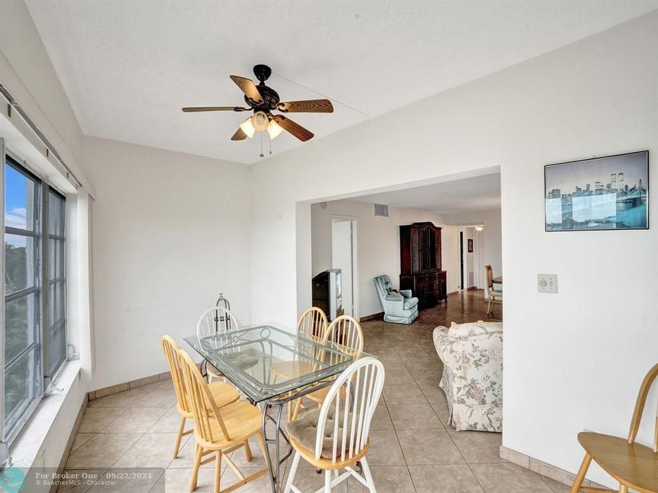 For Sale: $156,000 (2 beds, 2 baths, 1088 Square Feet)