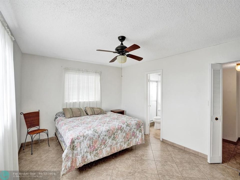 For Sale: $156,000 (2 beds, 2 baths, 1088 Square Feet)