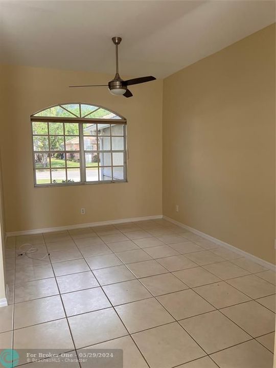 For Rent: $3,500 (3 beds, 2 baths, 1703 Square Feet)