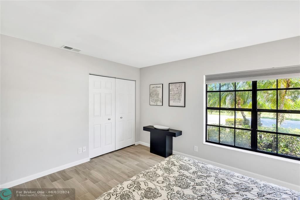 Active With Contract: $650,000 (3 beds, 2 baths, 1452 Square Feet)