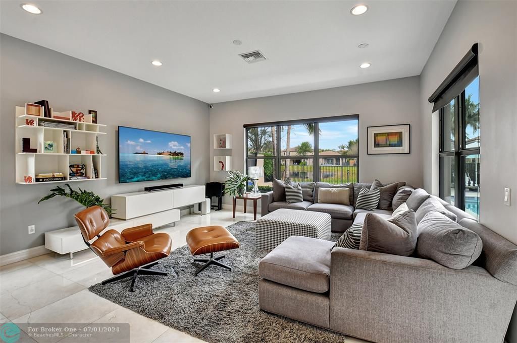 Active With Contract: $1,790,000 (4 beds, 4 baths, 3537 Square Feet)