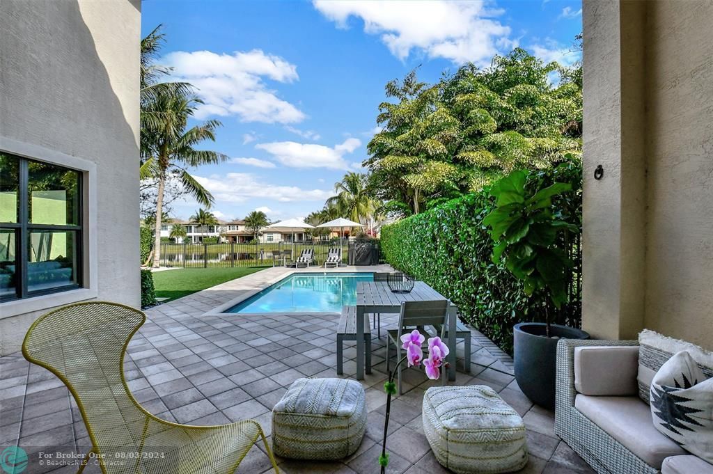 Recently Sold: $1,790,000 (4 beds, 4 baths, 3537 Square Feet)