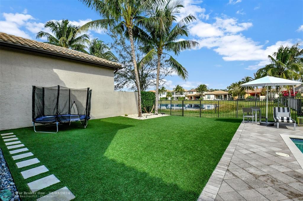 Recently Sold: $1,790,000 (4 beds, 4 baths, 3537 Square Feet)