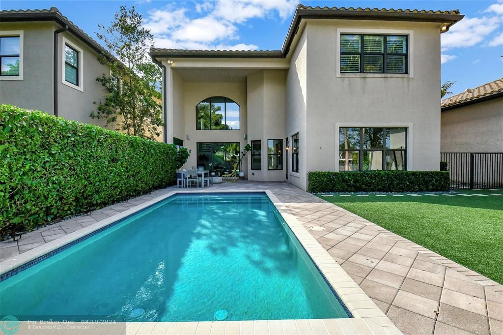 Recently Sold: $1,790,000 (4 beds, 4 baths, 3537 Square Feet)