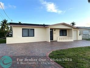 Recently Sold: $359,900 (2 beds, 2 baths, 1104 Square Feet)