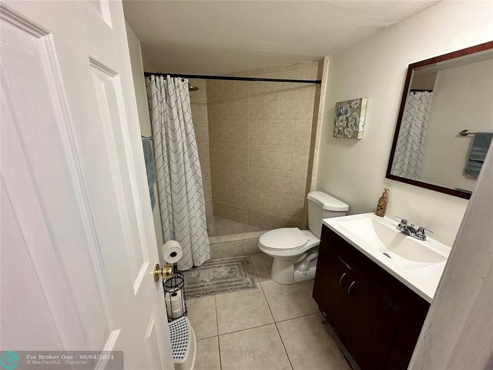 Recently Sold: $424,000 (3 beds, 2 baths, 1484 Square Feet)