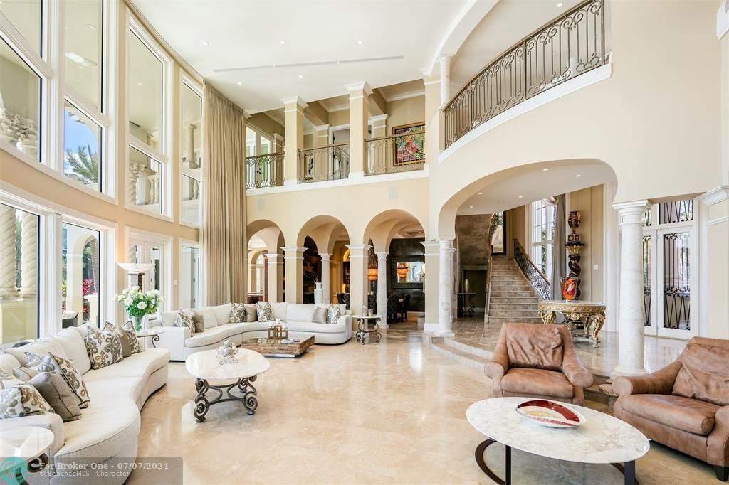 For Sale: $25,000,000 (6 beds, 7 baths, 10216 Square Feet)