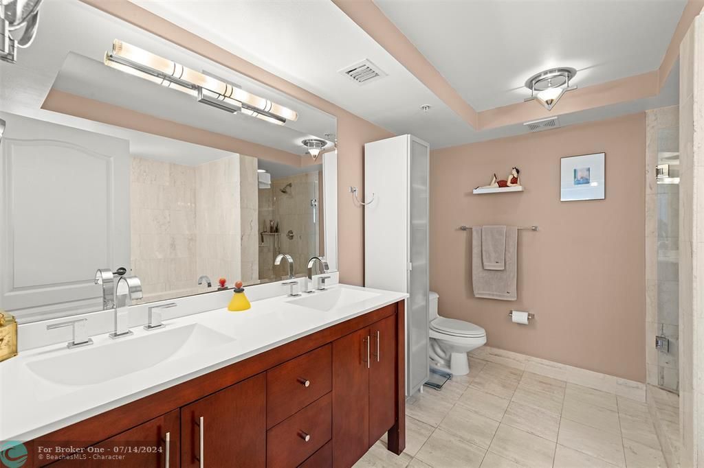 待售: $825,000 (2 贝兹, 2 浴室, 1140 平方英尺)