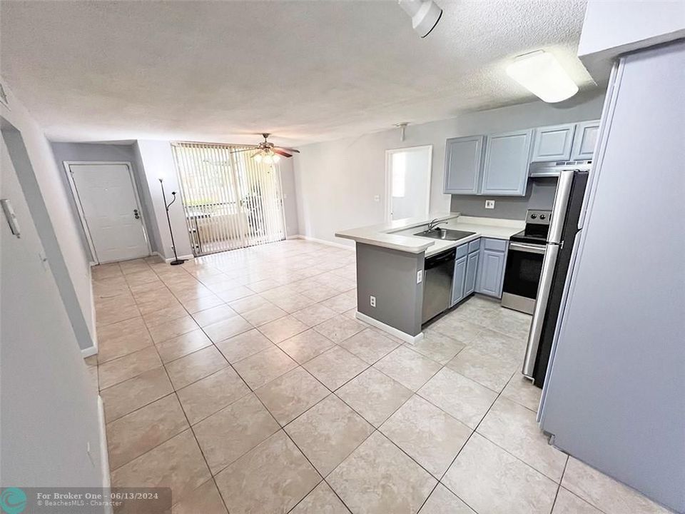 Recently Rented: $2,149 (2 beds, 2 baths, 1246 Square Feet)