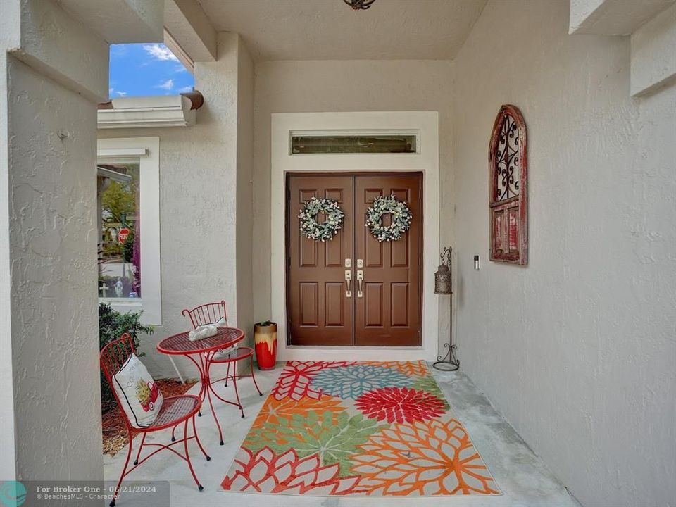 Active With Contract: $5,800 (4 beds, 2 baths, 2660 Square Feet)