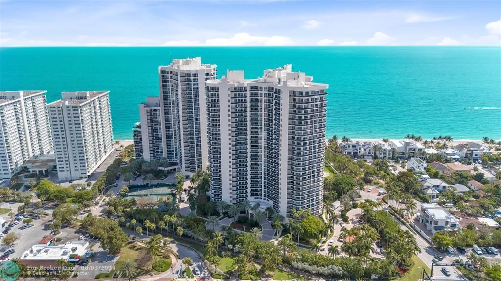 Recently Sold: $3,499,000 (3 beds, 3 baths, 2661 Square Feet)