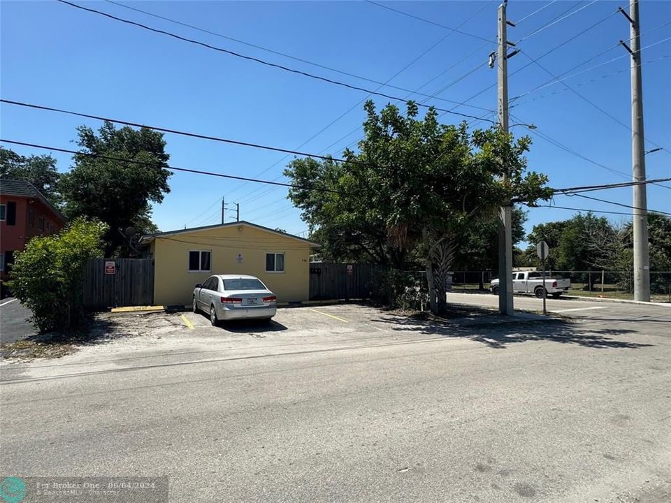 Active With Contract: $675,000 (0 beds, 0 baths, 2024 Square Feet)
