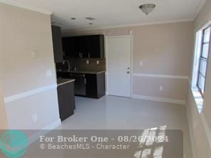 Active With Contract: $3,500 (3 beds, 2 baths, 1392 Square Feet)