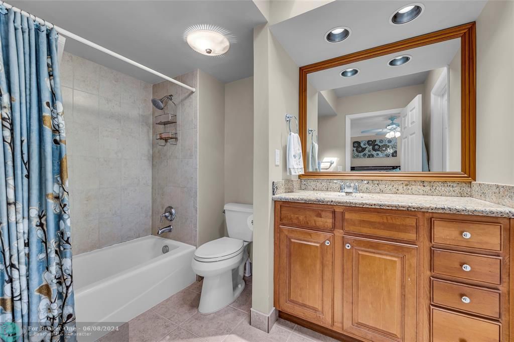 最近售出: $619,000 (2 贝兹, 2 浴室, 1498 平方英尺)
