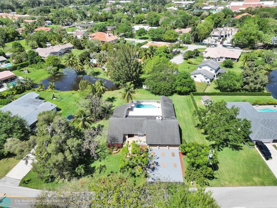 Active With Contract: $1,095,000 (5 beds, 3 baths, 3314 Square Feet)