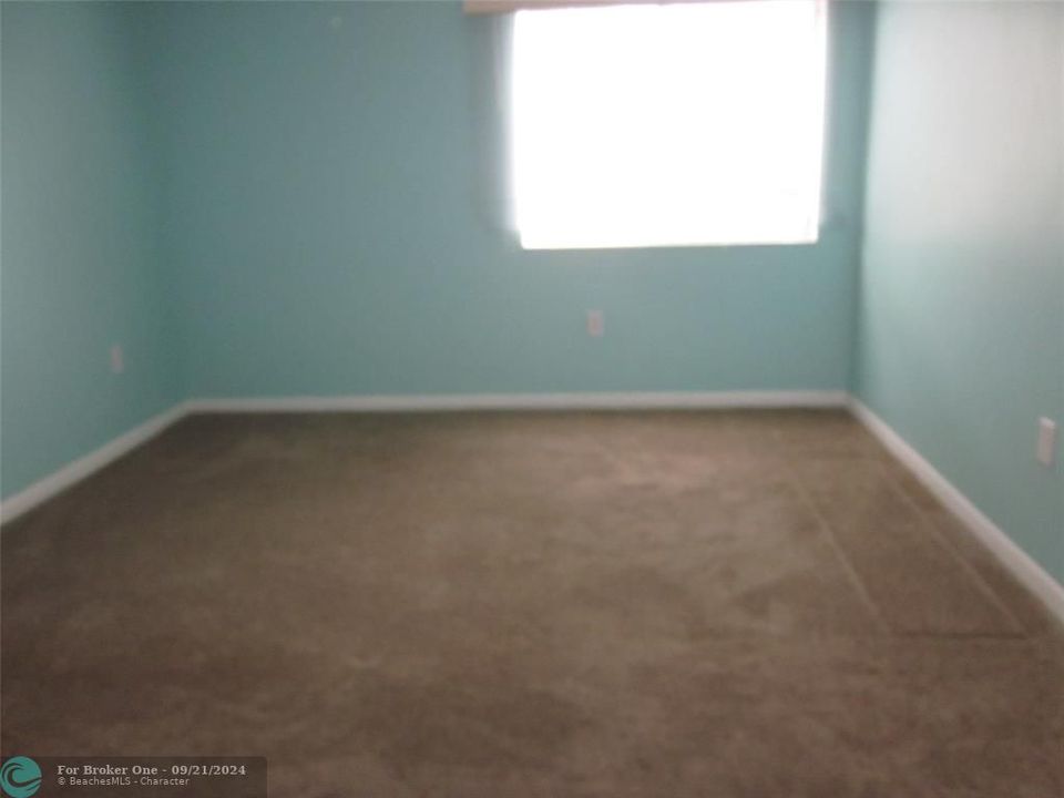 For Sale: $190,000 (2 beds, 2 baths, 1080 Square Feet)