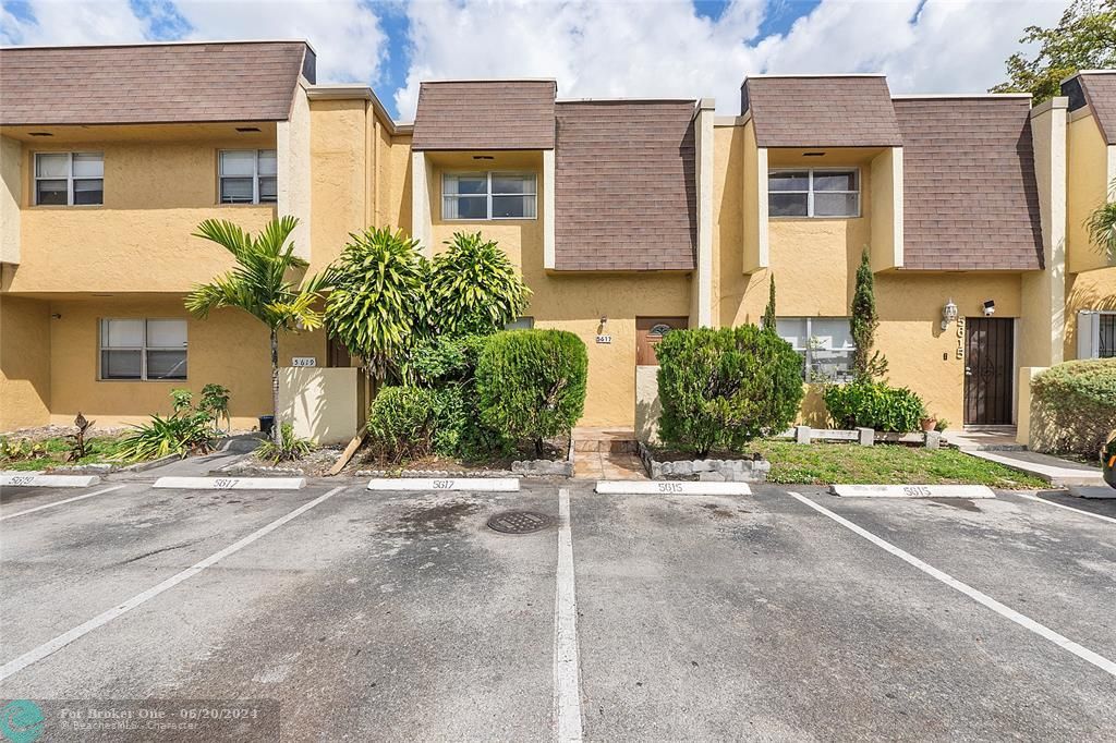 Recently Sold: $280,000 (3 beds, 2 baths, 1298 Square Feet)