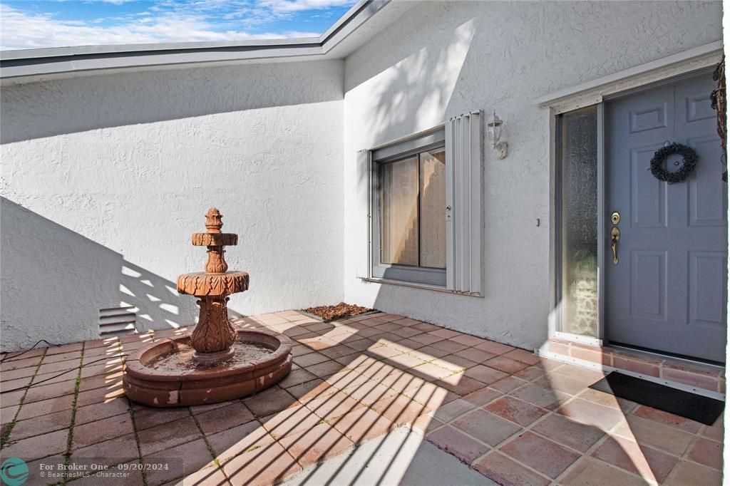 Recently Sold: $535,000 (3 beds, 2 baths, 1808 Square Feet)