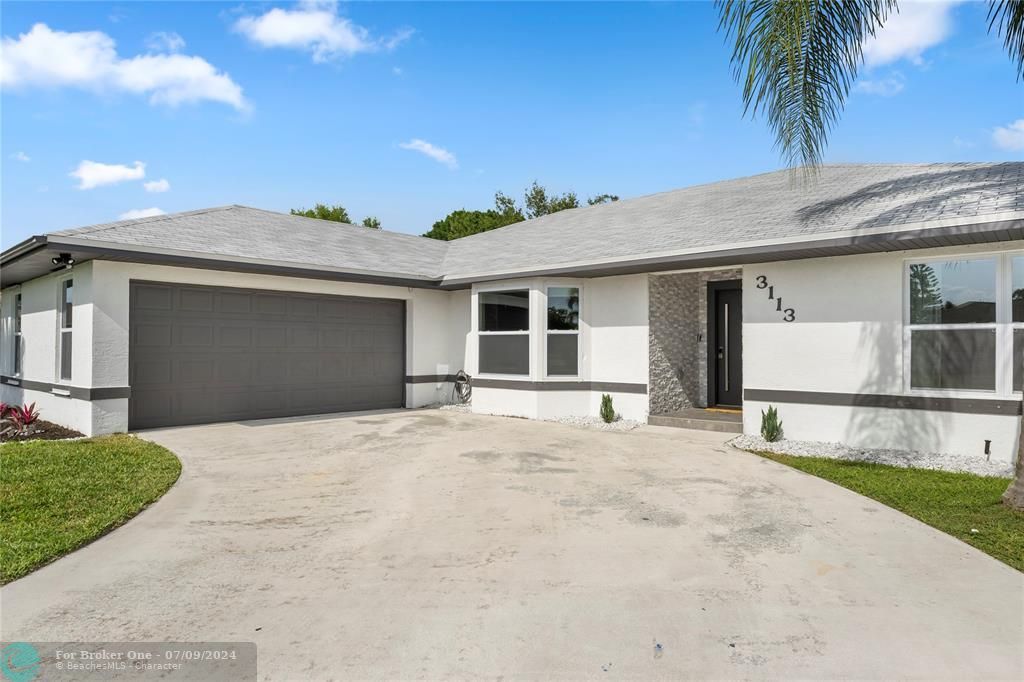 Active With Contract: $579,000 (4 beds, 2 baths, 2353 Square Feet)