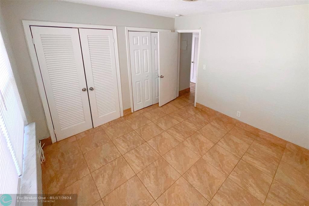 Recently Sold: $1,995 (2 beds, 1 baths, 2734 Square Feet)