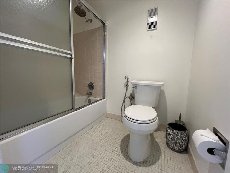 For Rent: $4,500 (2 beds, 2 baths, 1520 Square Feet)