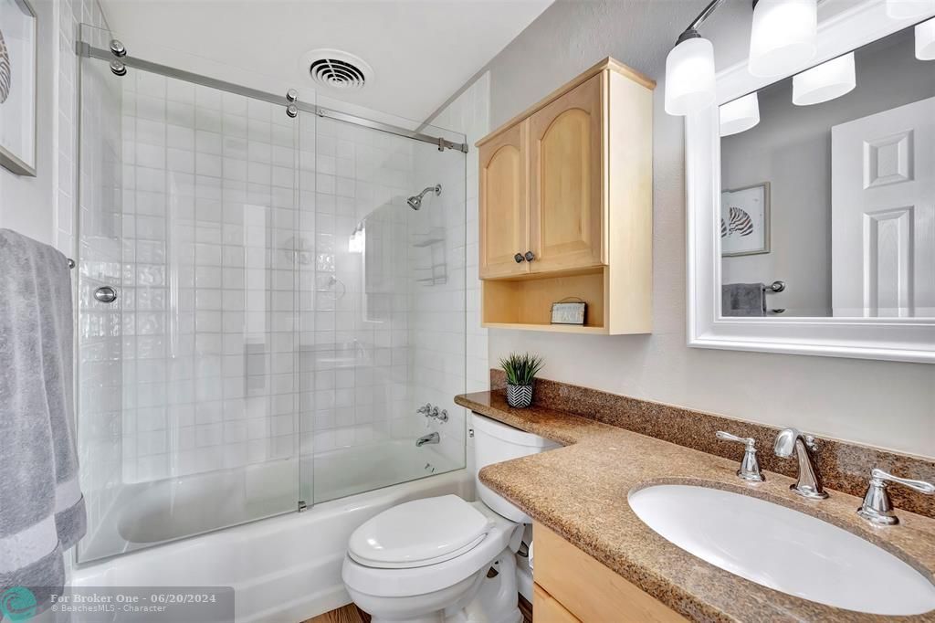Недавно арендовано: $7,000 (3 спален, 2 ванн, 1586 Квадратных фут)