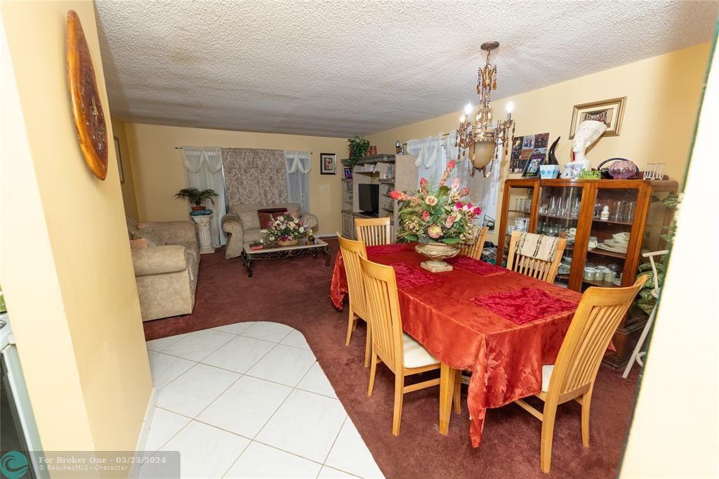 For Sale: $135,000 (2 beds, 2 baths, 1160 Square Feet)