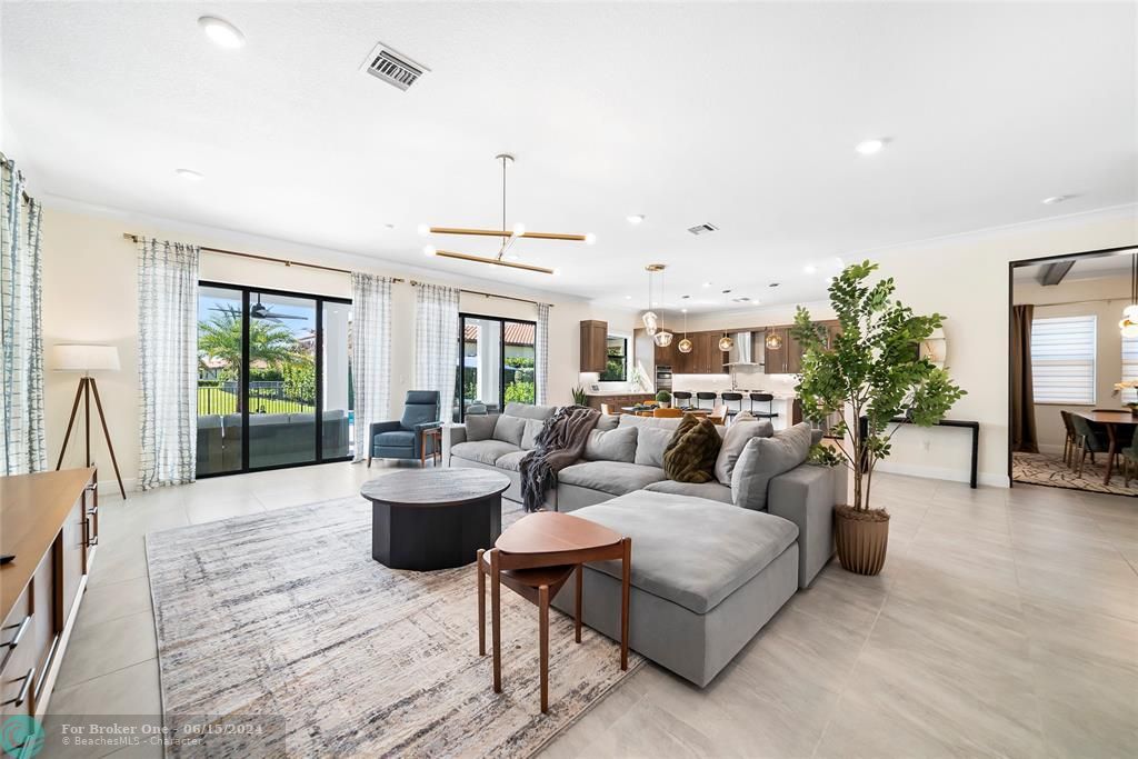 Active With Contract: $1,399,900 (4 beds, 3 baths, 3790 Square Feet)