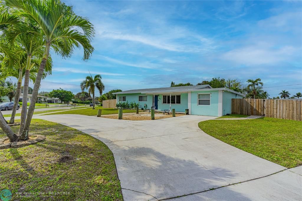 Recently Sold: $554,900 (4 beds, 2 baths, 2097 Square Feet)