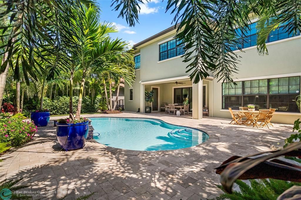 Active With Contract: $1,599,900 (5 beds, 4 baths, 4454 Square Feet)