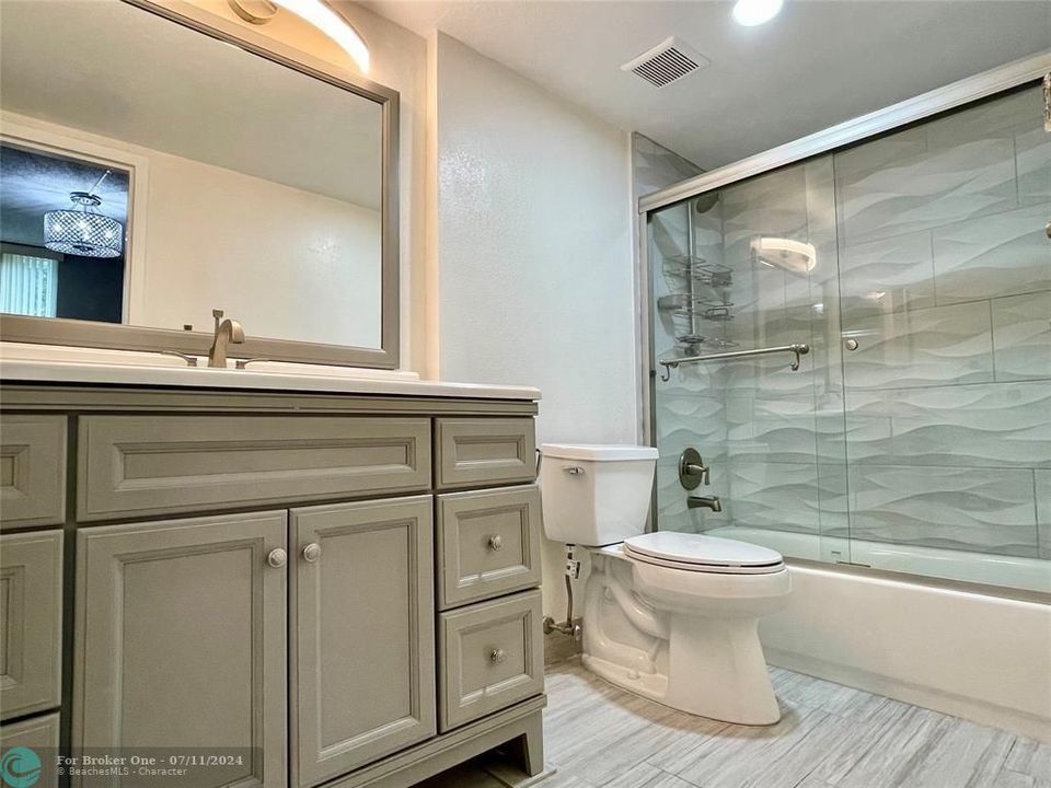 最近租的: $1,900 (2 贝兹, 2 浴室, 1180 平方英尺)