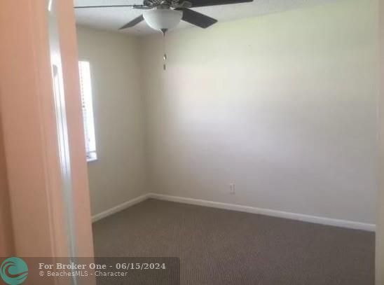 Recently Sold: $330,000 (2 beds, 2 baths, 1092 Square Feet)
