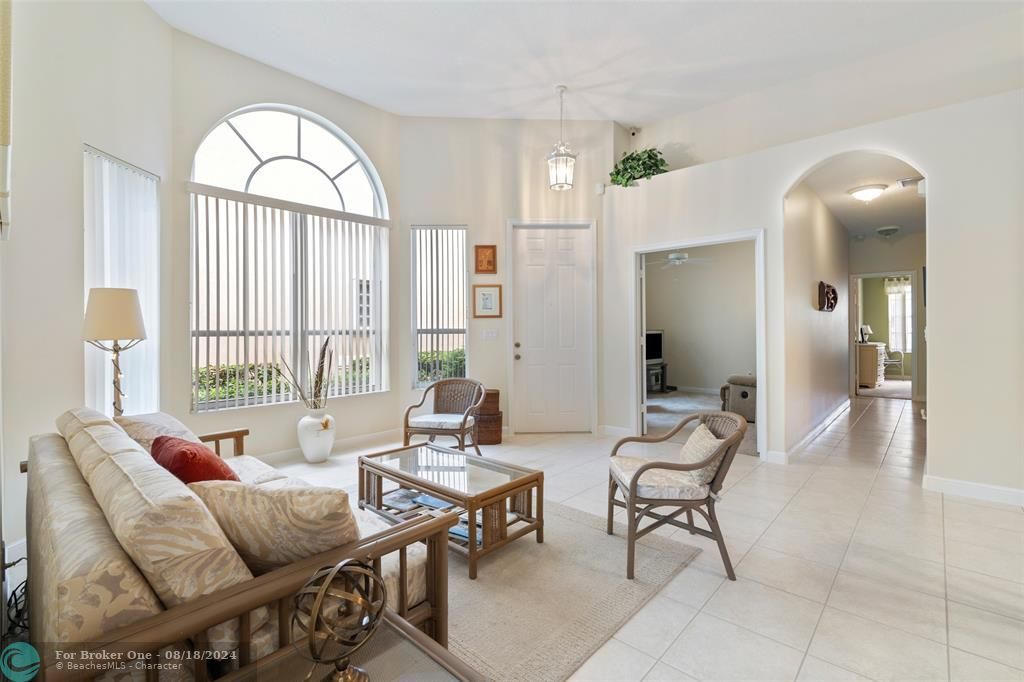 Active With Contract: $599,900 (4 beds, 2 baths, 2004 Square Feet)