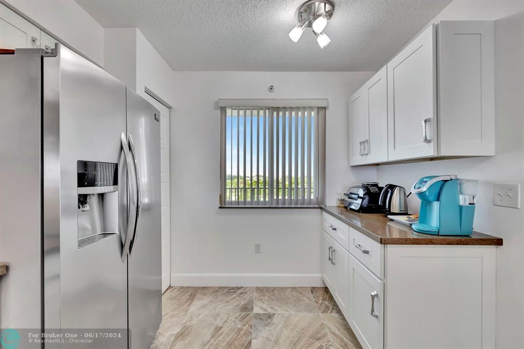 Recently Sold: $354,000 (2 beds, 2 baths, 1340 Square Feet)