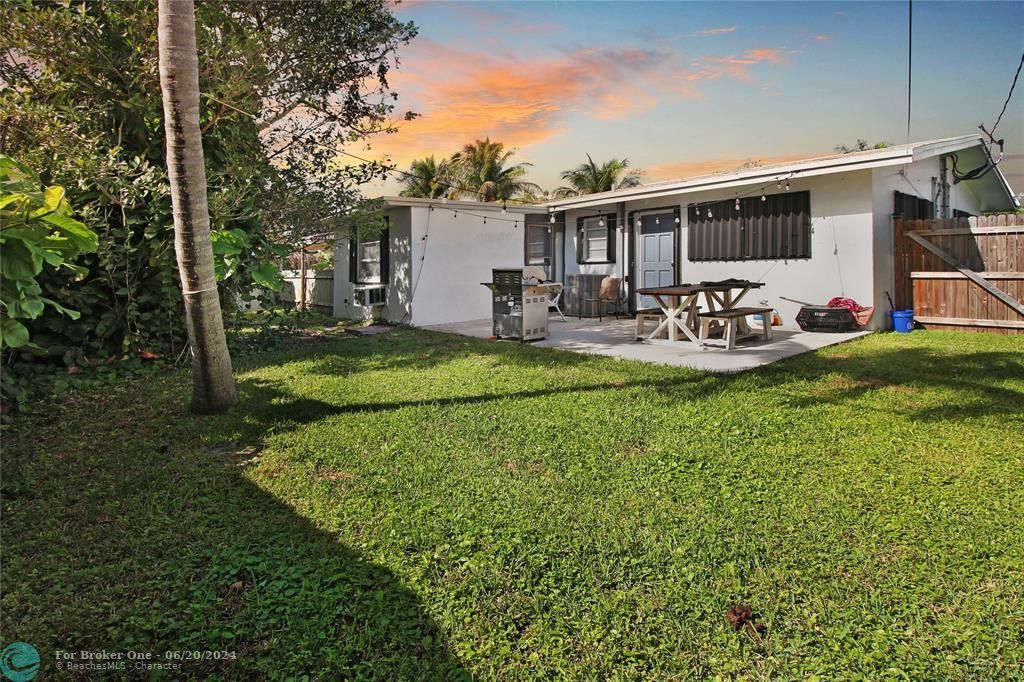 Active With Contract: $699,000 (0 beds, 0 baths, 1532 Square Feet)