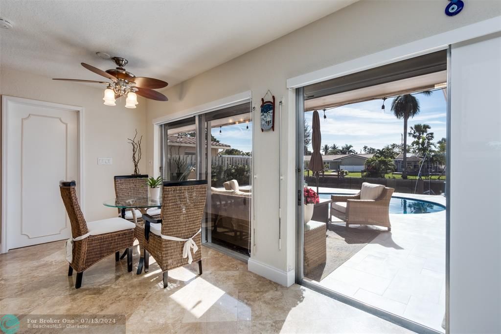 Recently Sold: $989,000 (3 beds, 2 baths, 1907 Square Feet)
