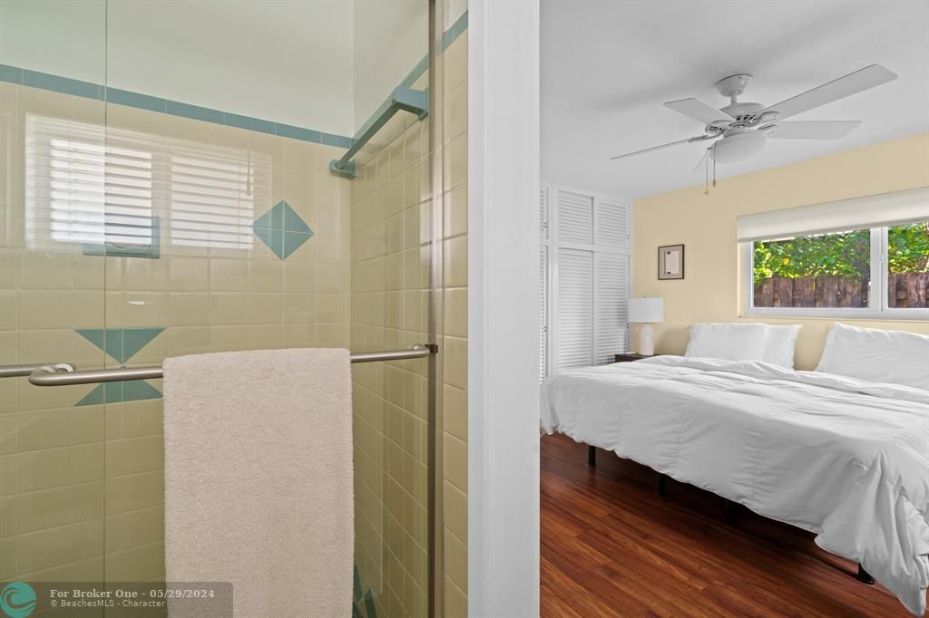 Недавно продано: $550,000 (3 спален, 2 ванн, 1298 Квадратных фут)