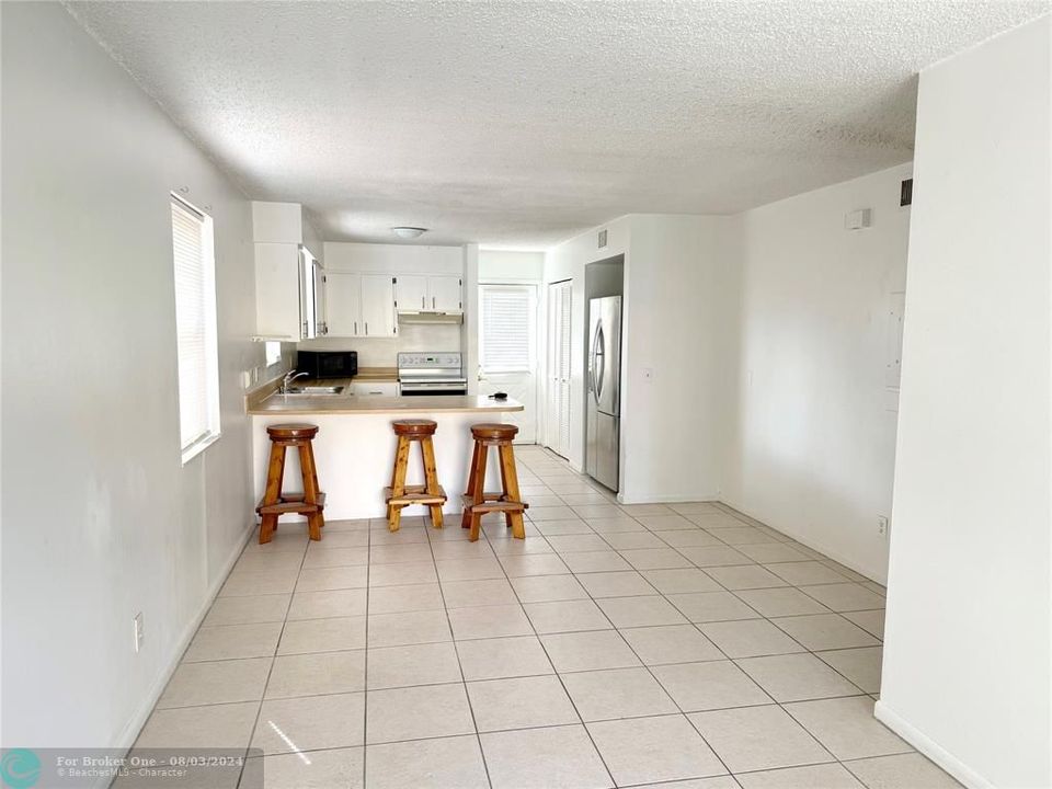 For Rent: $1,850 (1 beds, 1 baths, 0 Square Feet)